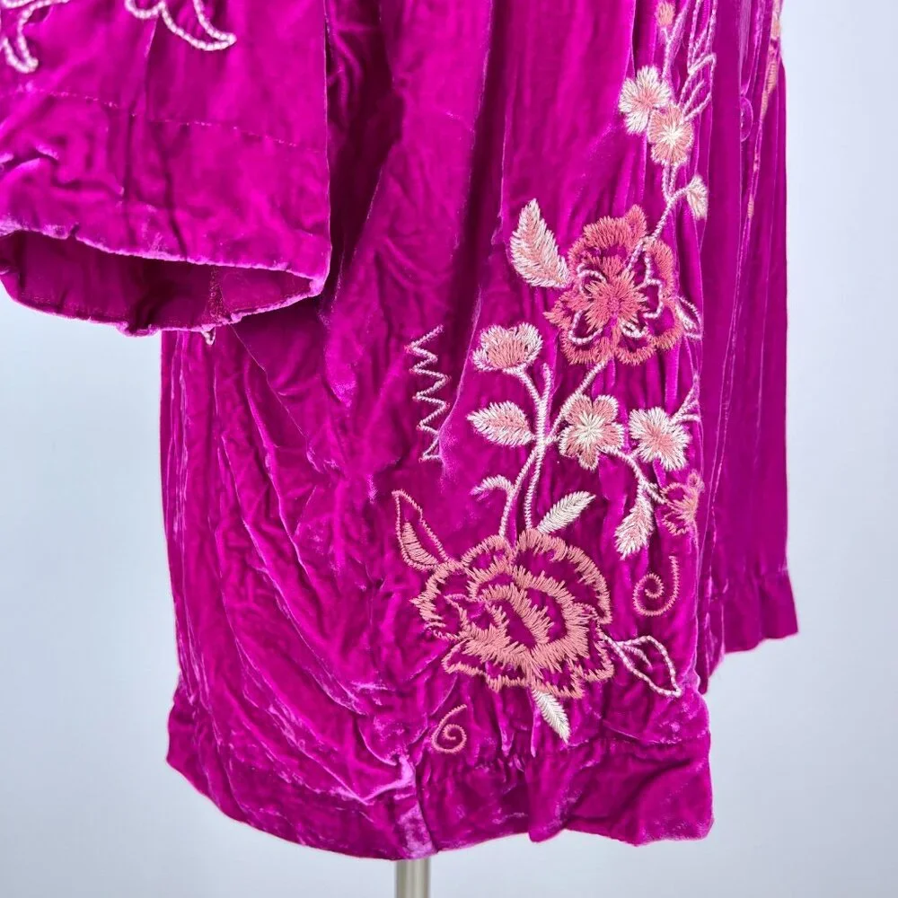 NWOT Johnny Was Velvet Silk Blend Floral Embroidered Button Shirt Blouse Size S_5